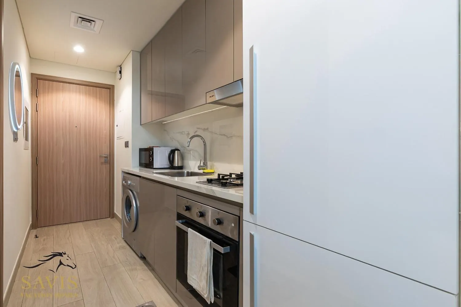 Cozy Brand New Studio In Meydan Dubaj